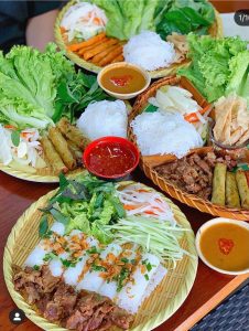 ĂN GÌ Ở ĐÀ LẠT ? 19 Bánh Cuốn Đà Lạt