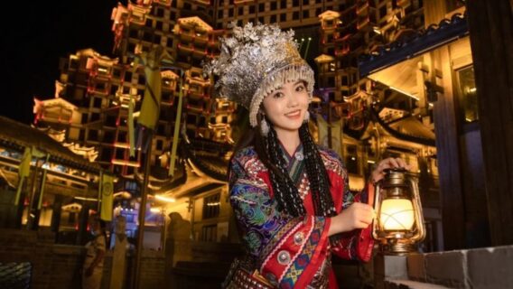 HÀ NỘI - TRƯƠNG GIA GIỚI - THIÊN MÔN SƠN – HỒ BẢO PHONG - PHƯỢNG HOÀNG CỔ TRẤN 6N5Đ 25 Check in tai toa nha 72 ky lau