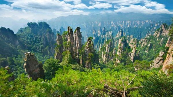 HÀ NỘI - TRƯƠNG GIA GIỚI - THIÊN MÔN SƠN – HỒ BẢO PHONG - PHƯỢNG HOÀNG CỔ TRẤN 6N5Đ 13 Truong Gia Gioi